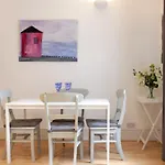 Trendy 2Bd Flat In West Hampstead